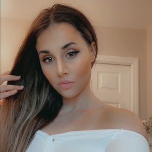 Meet your Posher, Angelina